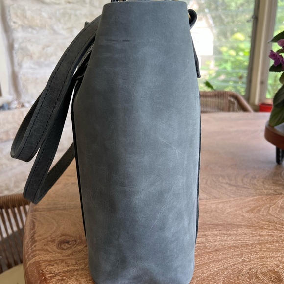 Portland Leather Storm Market Tote - Picture 3 of 6